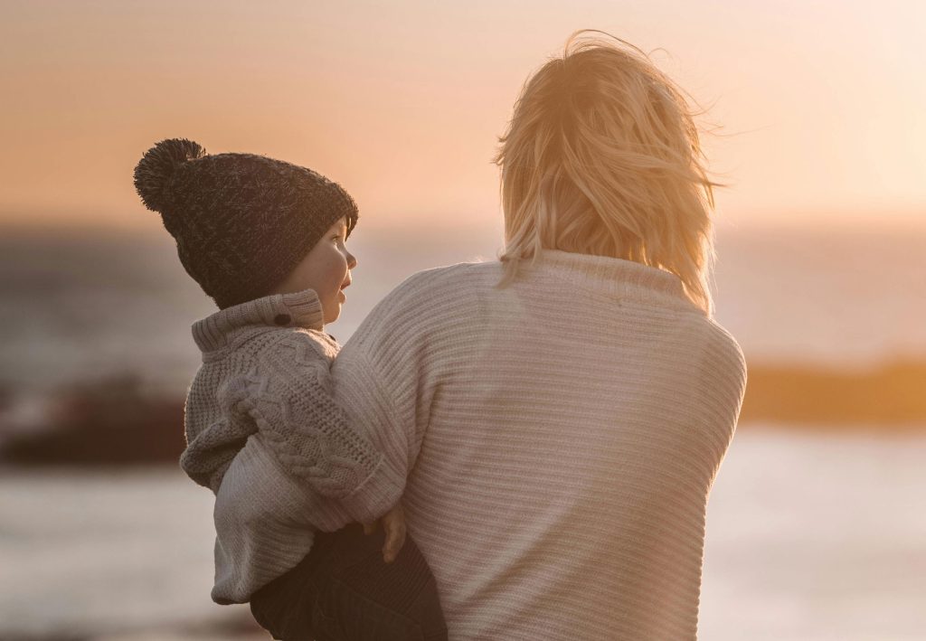 Tek Başına Çocuk Büyüten Ebeveynler